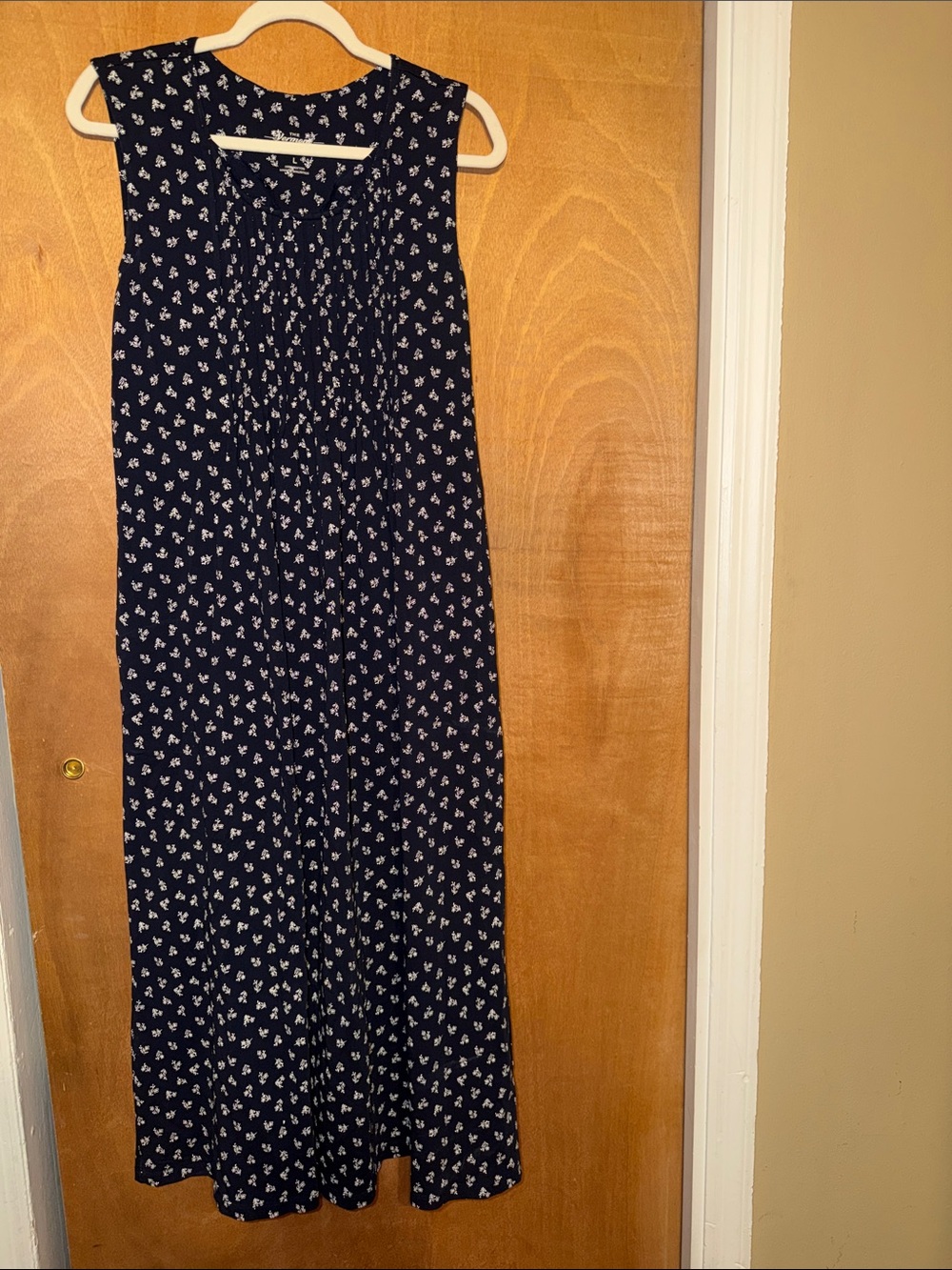 Navy Floral Sleeveless Midi Dress